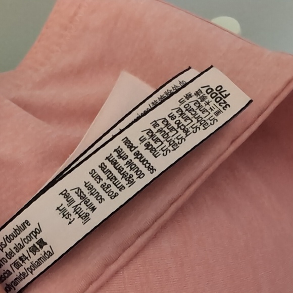 Victoria's Secret lightly lined wireless t-shirt bra 32DDD - Picture 2 of 2